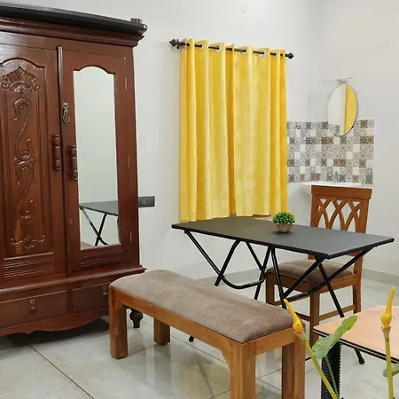 De Banyan Fort Homestay-2
